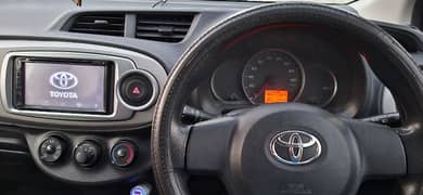 Toyota Vitz F 1.0