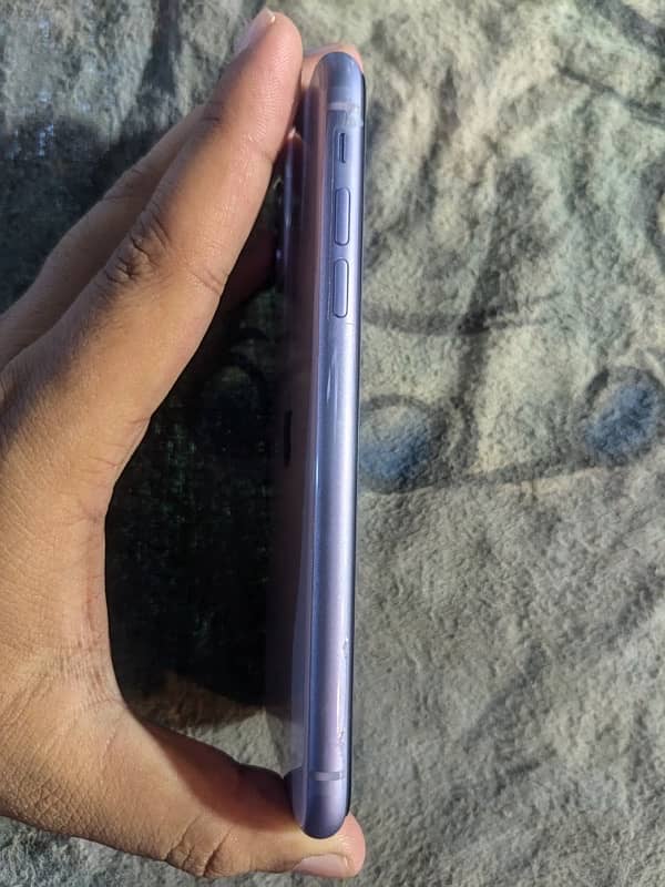 iphone 11 PTA Approved 64GB 5