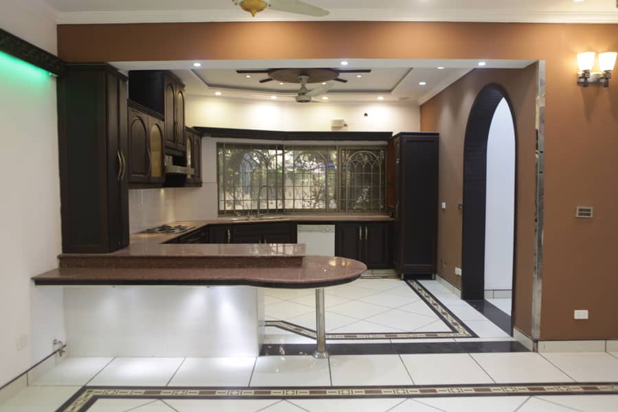 27 Marla House for Sale in New Garden Town, Near Kalma Chowk Lahore. 13