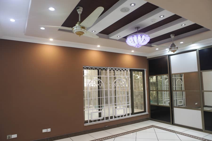 27 Marla House for Sale in New Garden Town, Near Kalma Chowk Lahore. 11