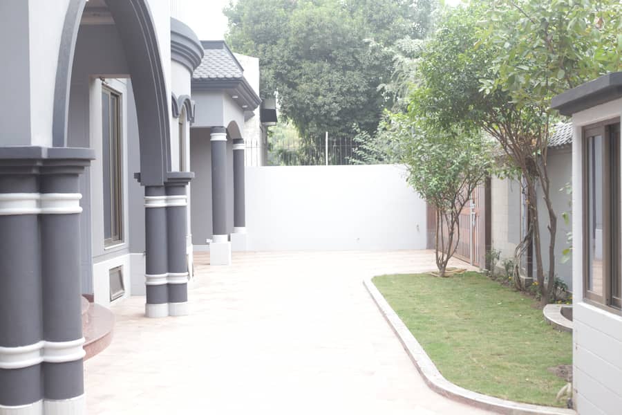 27 Marla House for Sale in New Garden Town, Near Kalma Chowk Lahore. 2