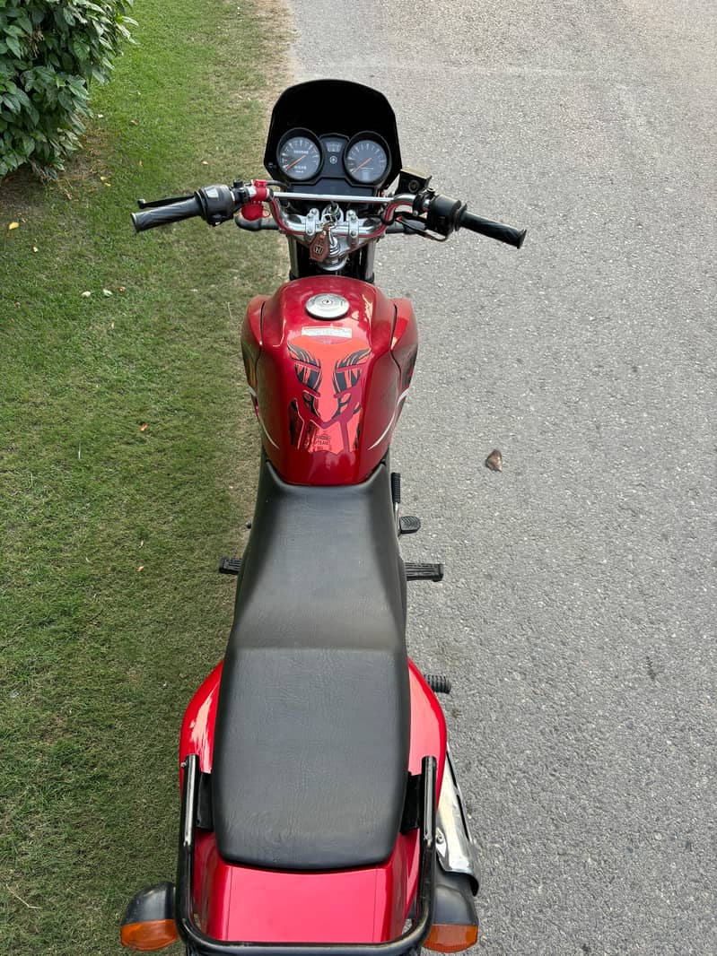 Yamaha YBR 125G (2020 -2021) Red Color 2