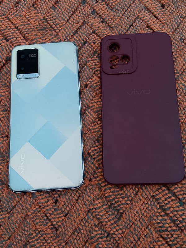 vivo y21 4+1/64 2