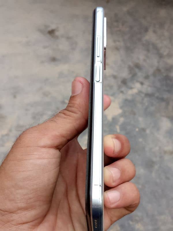 vivo y21 4+1/64 5