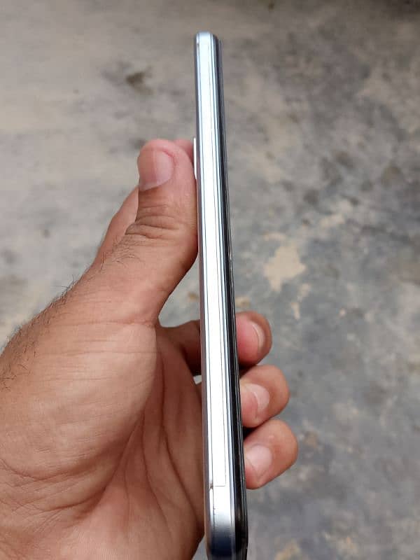 vivo y21 4+1/64 6