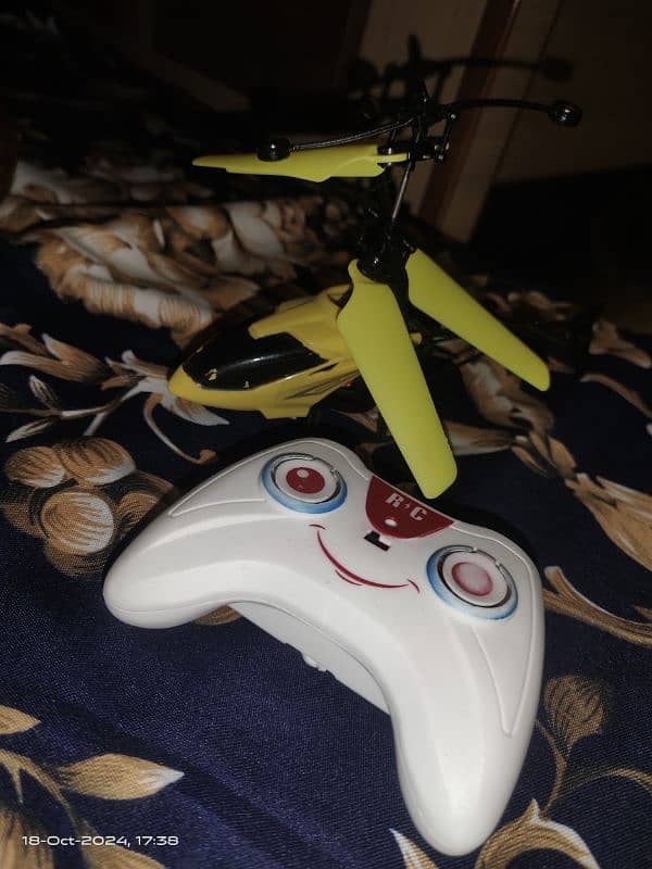 this helicopter is in fully good condition just used 1 month 1