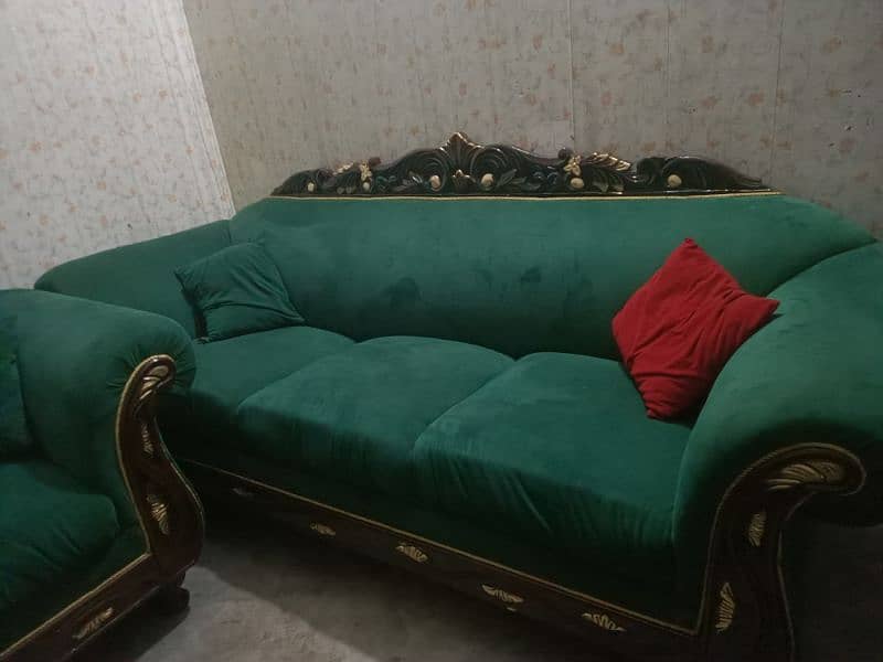 SOFA SET URGENT SALE 1