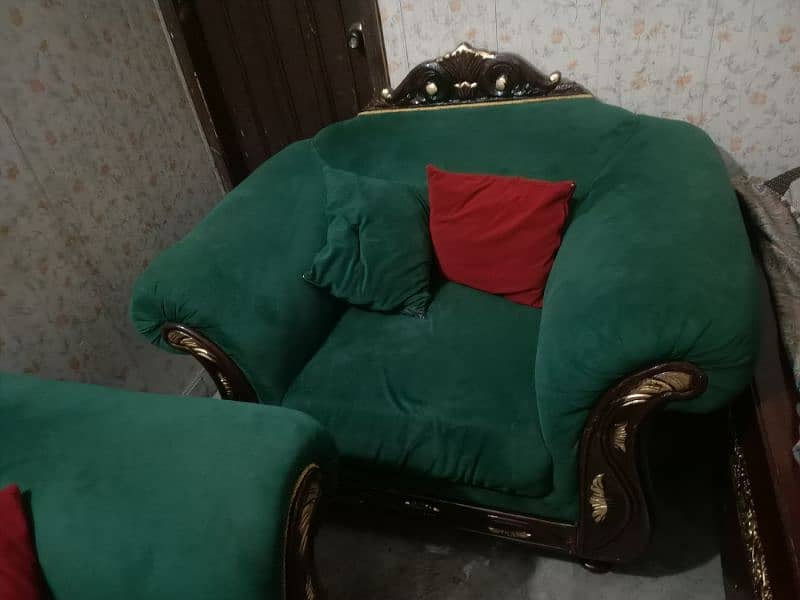 SOFA SET URGENT SALE 7