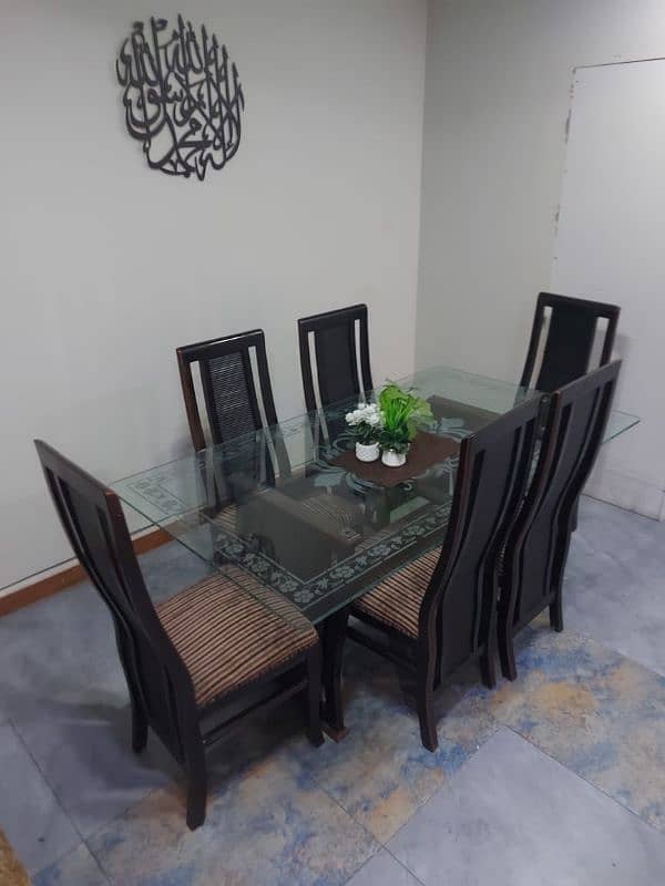 Dining Table with 6 Chairs 3