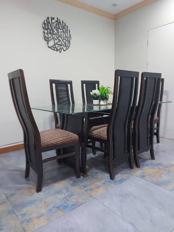 Dining Table with 6 Chairs 4