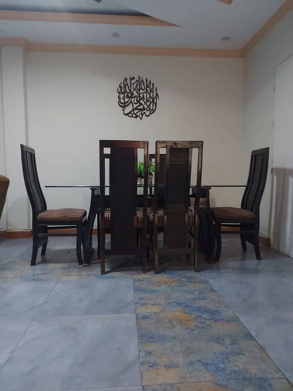 Dining Table with 6 Chairs 7