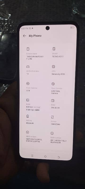 Tecno phantom v flip 5 g 7