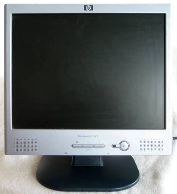 HP Pavilion F1523 (Silver) LCD Monitor 1