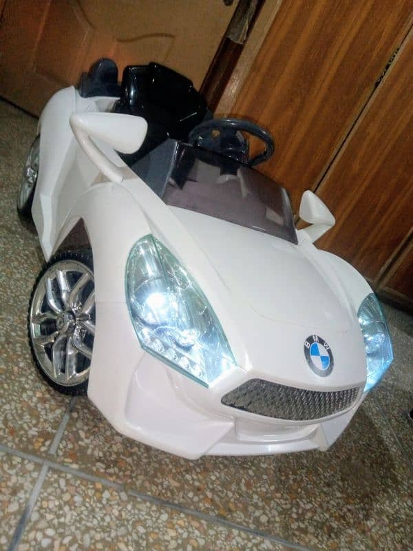 Kids Electric Car O3358O8816O Whatsap for Videos. Brand New 6