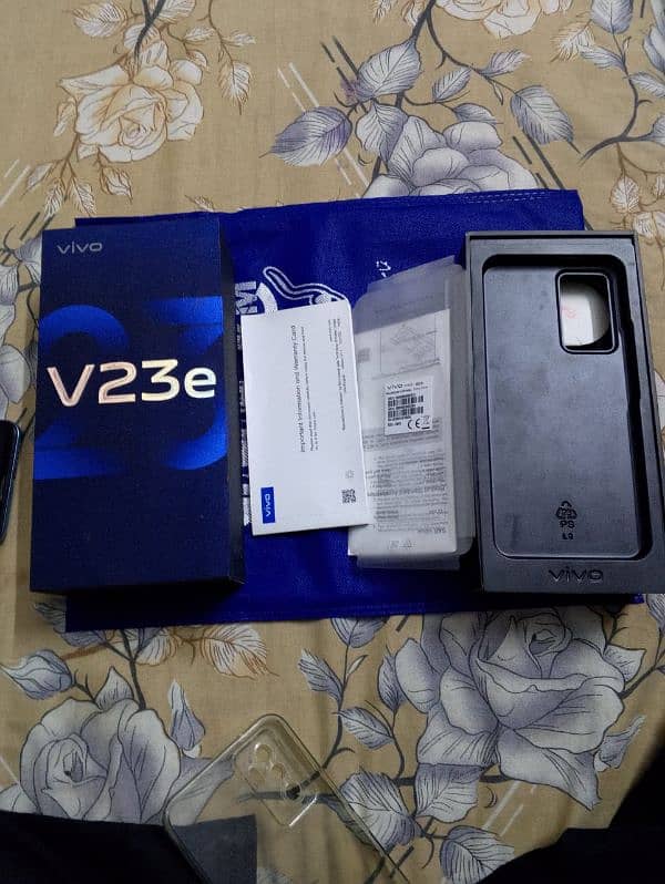 vivo v23e ful good condition 10/9.5 1