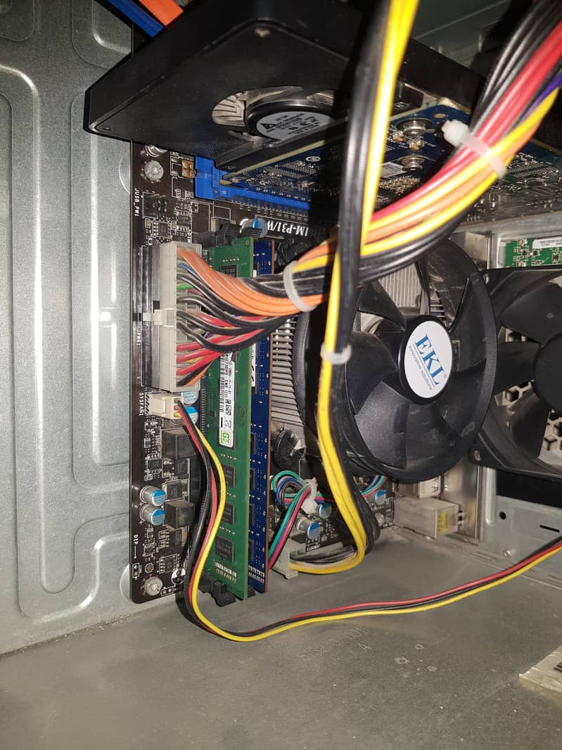 Gaming PC (i5 2400, GTX 645) 2