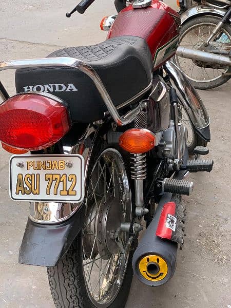 Honda 125 Self Start 4