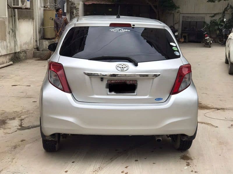 Toyota Vitz 2013 5