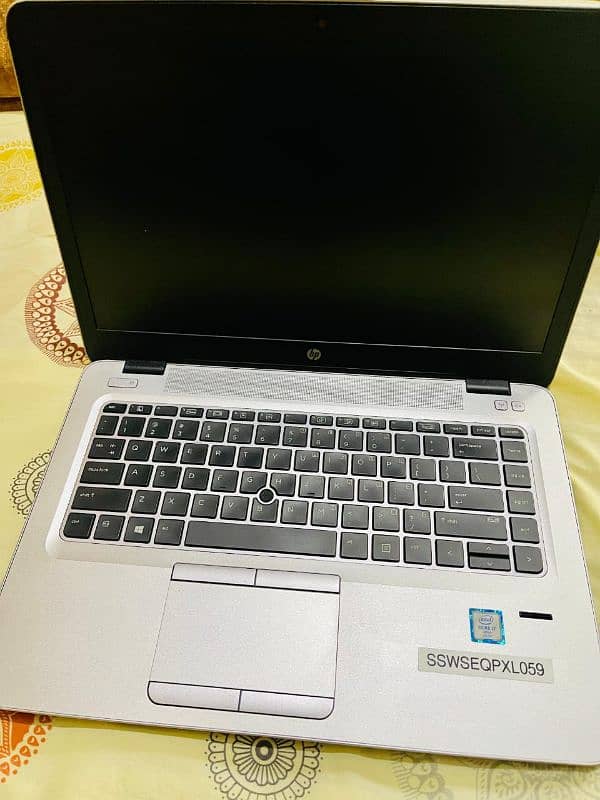 Hp 840 gb I7 6th 8gb ram 256gb SSD 500 hssd 4