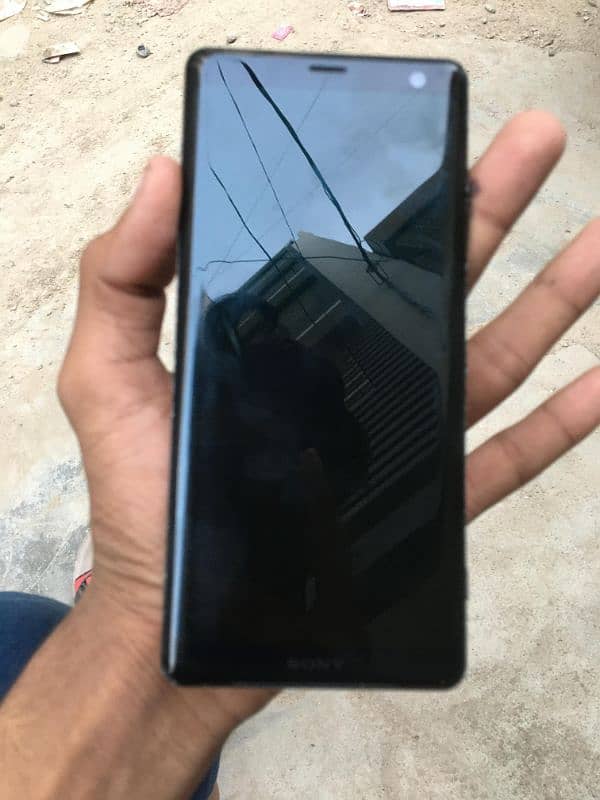 Sony xperia xz3 4