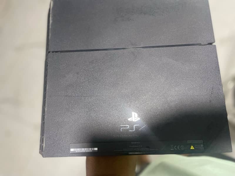 ps4 fat 1 tb jailbreak with two controllers 4