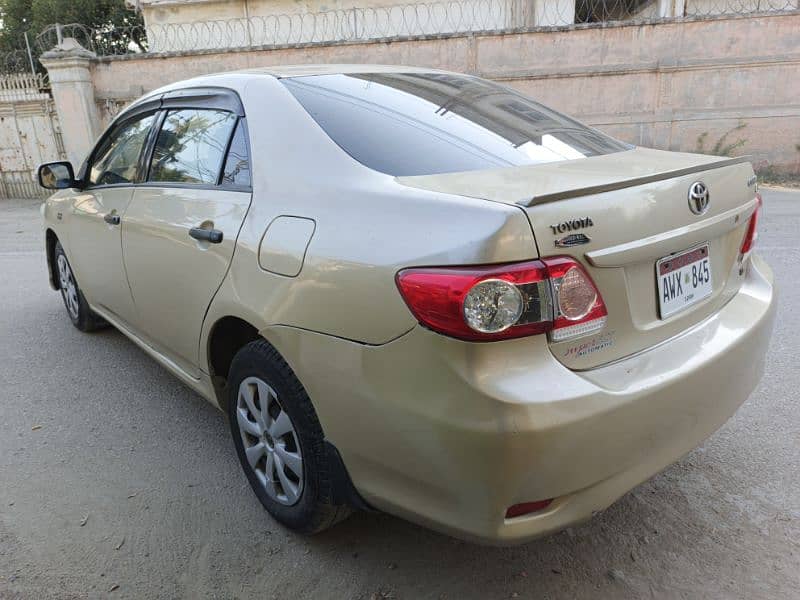 Toyota Corolla GLI 2011 10