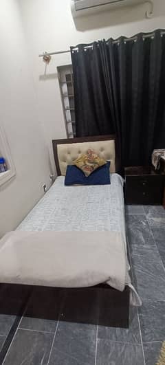 2*single bed set+mattress+side table/chester