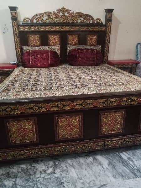 king size bed with dressing and almari 2