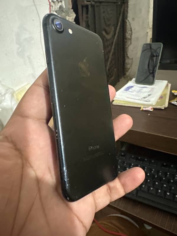 iphone 7 32 gb PTA approved 1