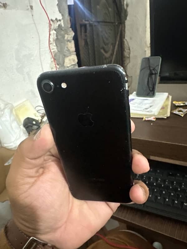 iphone 7 32 gb PTA approved 3