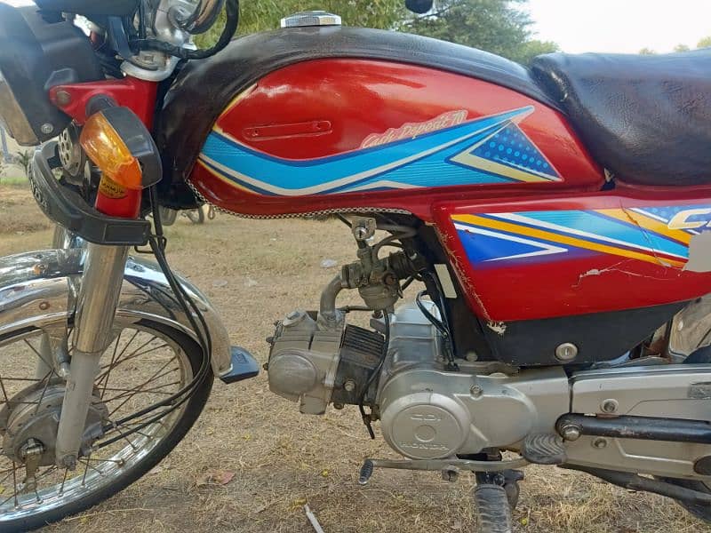 Honda CD 70 4