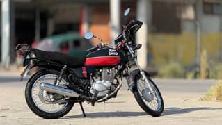 Suzuki GS 150 2019