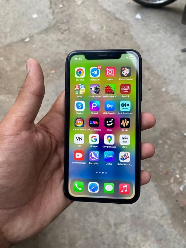 I PHONE XR 64gb EXCHANGE POSSIBLE 6