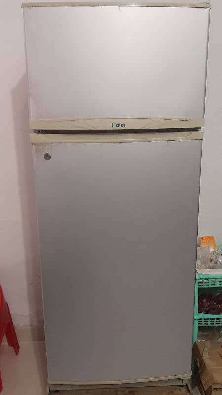 Haier small fridge 0