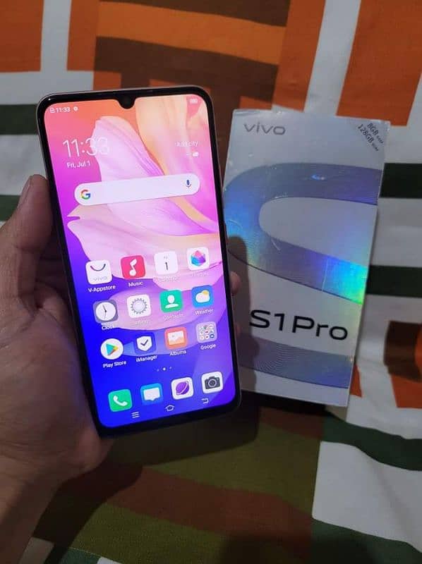 vivo s1 pro/8/128gb PTA approved 0340=3549=361 my WhatsApp number 0