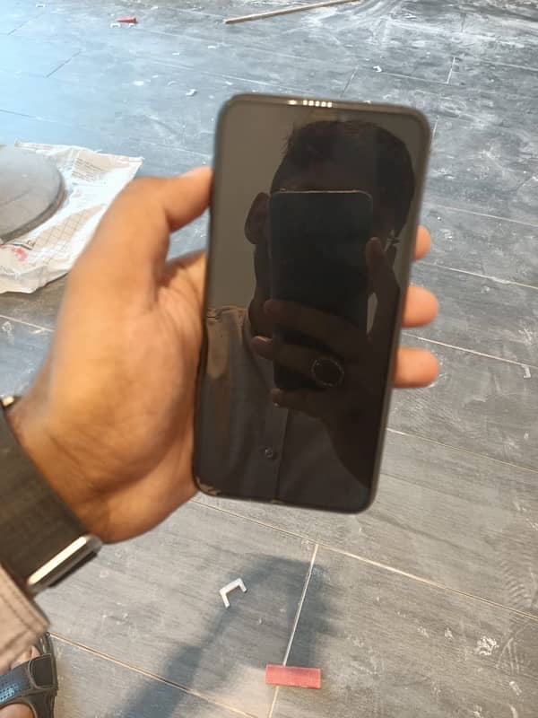 I phone 11pro max duel PTA 5