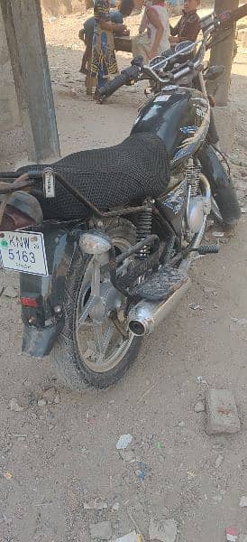 Suzuki gs 150 se 2