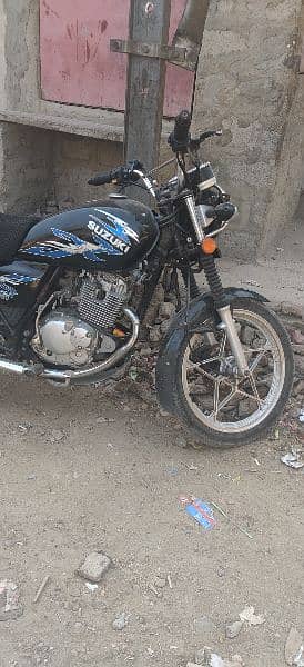 Suzuki gs 150 se 4