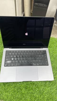 MacBook Pro 14" M1 Pro 2021 Ram 16 SSD 512 Excellent Condition