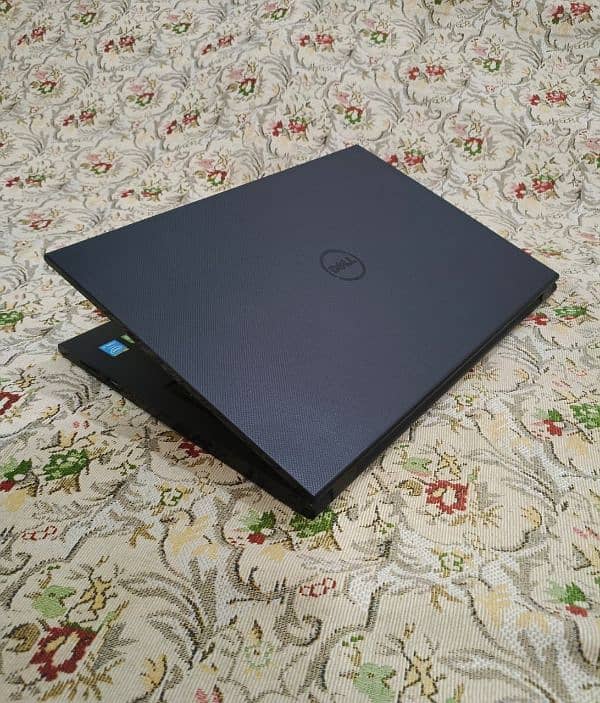 Dell AMD A4 6th Generation 8GB RAM 128GB SSD+512GB HHD BEST Conditions 0