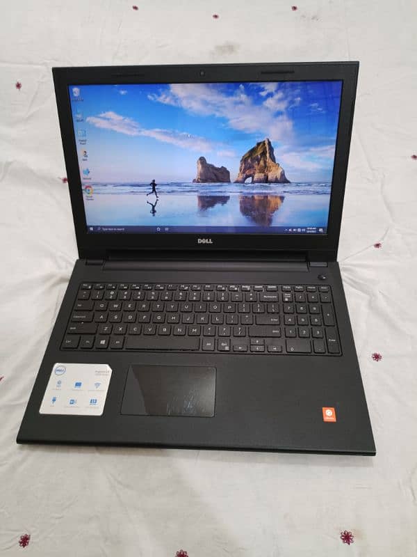 Dell AMD A4 6th Generation 8GB RAM 128GB SSD+512GB HHD BEST Conditions 3