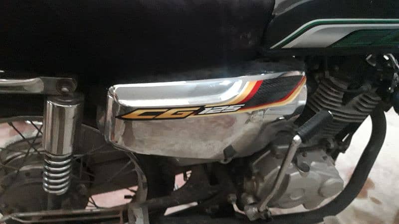 Honda CG 125 Special Edition (self start) 2022 4