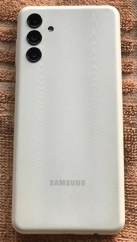 Samsung a04s 4/128 1