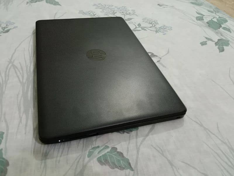 HP i3 6 generation intel 3