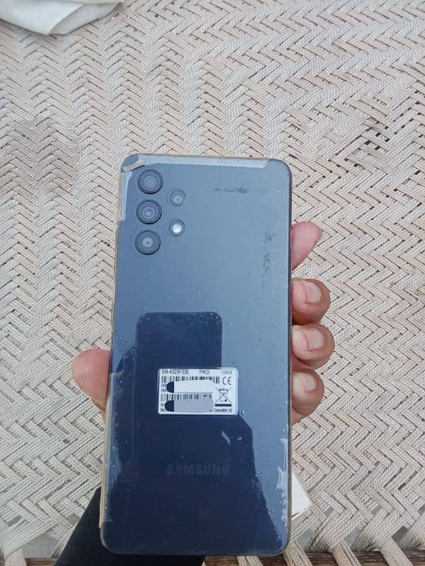 Exchange b hu skta hai. Samsung a32 . Ram 6Gb Rom 128Gb. 5