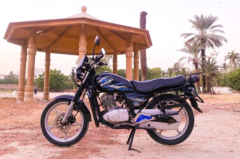 Suzuki GS 150 SE 2017 karachi no Total Genuine 2016 end registered 1