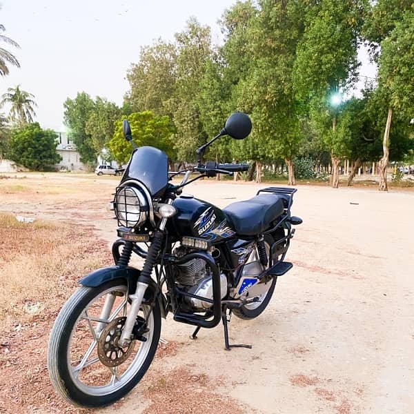 Suzuki GS 150 SE 2017 karachi no Total Genuine 2016 end registered 3