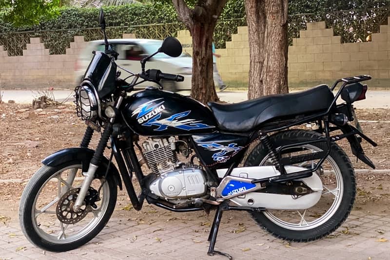 Suzuki GS 150 SE 2017 karachi no Total Genuine 2016 end registered 5