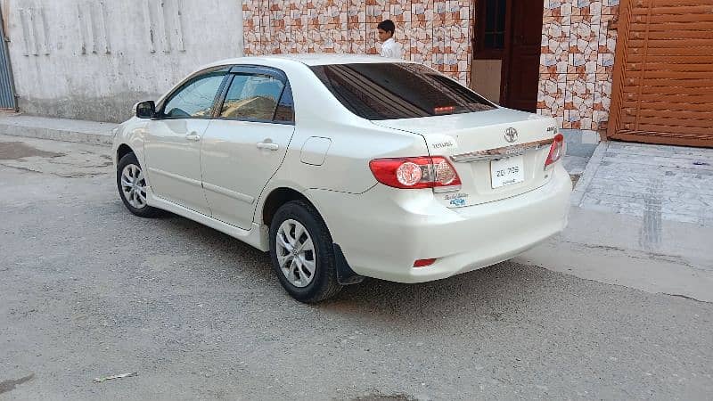 Toyota Corolla GLI 2013 2