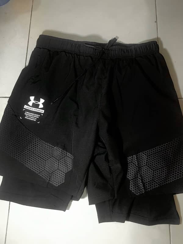 Under Armour Double layers shorts 2